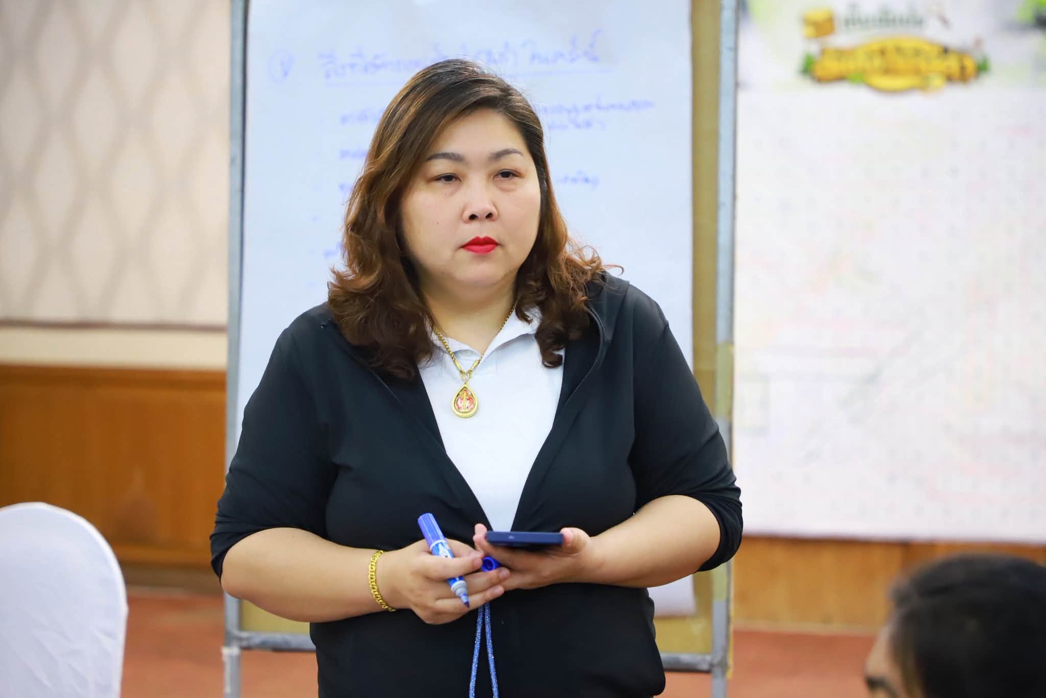 title - รองเลขาธิการ ส.ป.ก. ปิดสัมมนาฯ ดันวิสัยทัศน์ “สร้างสิทธิ เสริมทุน หนุนเกษตร” ยกระดับผู้นำเกษตรกรสู่ระบบเศรษฐกิจสีเขียว